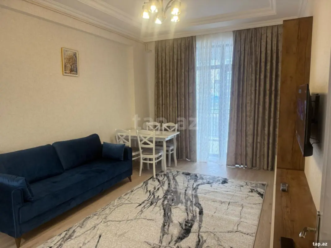 Kirayə verilir 2 otaqlı yeni tikili 76 m²