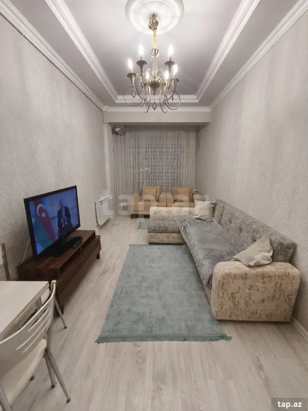 Kirayə verilir 3 otaqlı yeni tikili 78 m²
