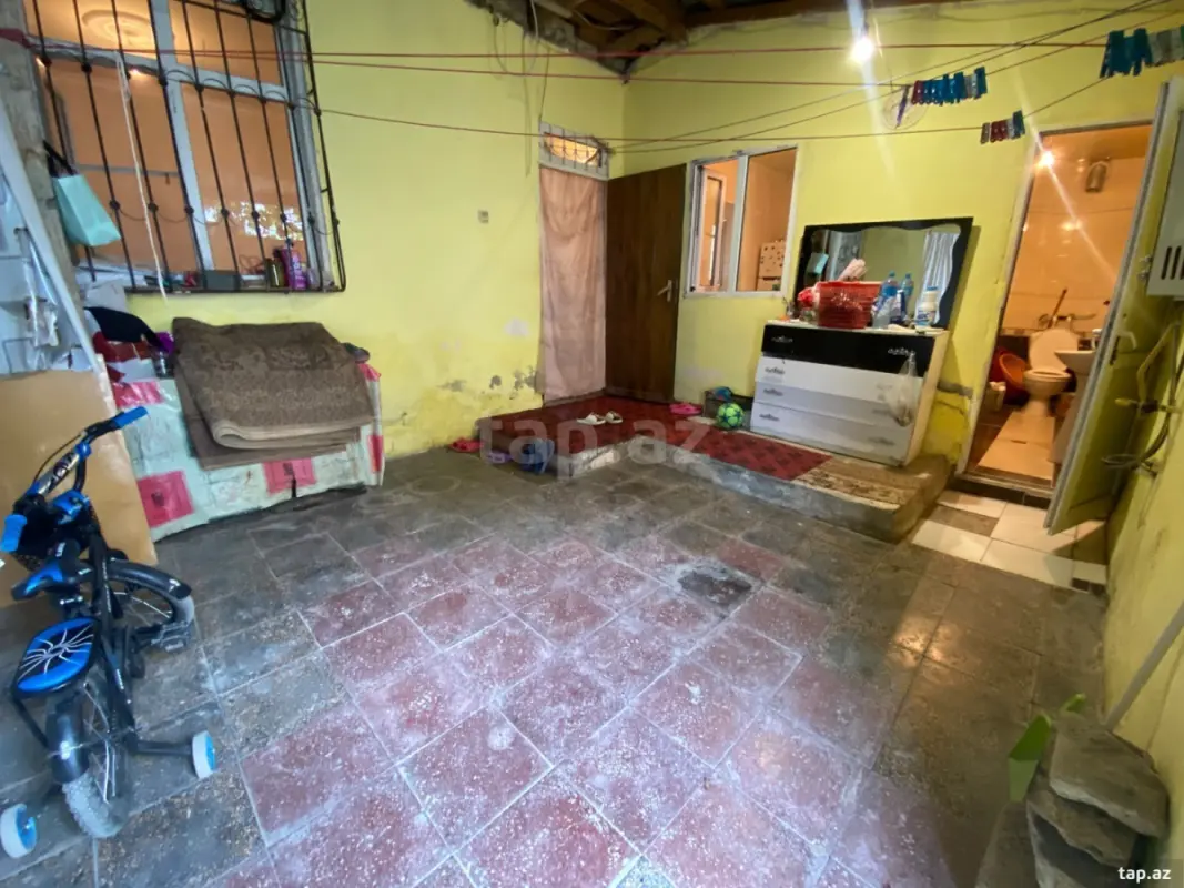 Satılır 4 otaqlı həyət evi 100 m²