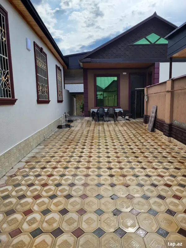 Kirayə verilir 3 otaqlı həyət evi 200 m²
