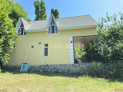 Kirayə verilir 4 otaqlı həyət evi 100 m² — İsmayıllı 4 otaq 100.00 m²