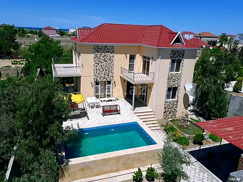 Kirayə verilir 4 otaqlı həyət evi 180 m² — Bakı, Mərdəkan 4 otaq 180.00 m²
