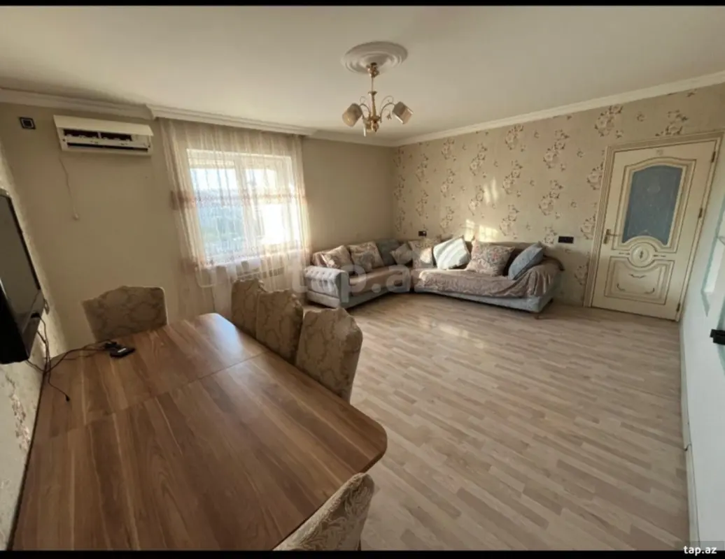 Kirayə verilir 4 otaqlı mənzil 101 m²