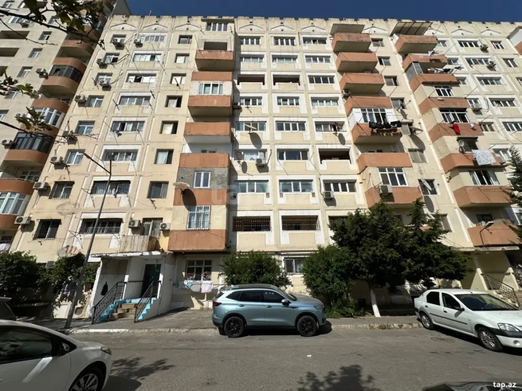 Satılır 3 otaqlı mənzil 97 m²