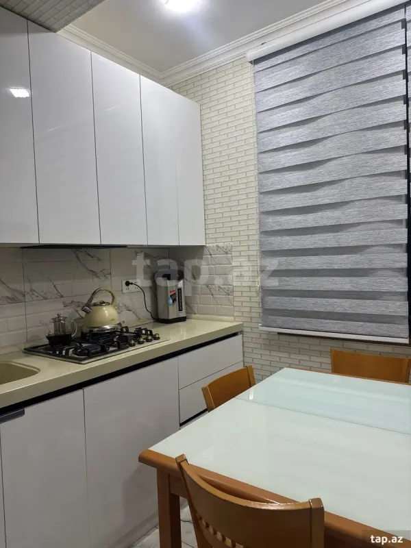 Kirayə verilir 3 otaqlı yeni tikili 85 m²