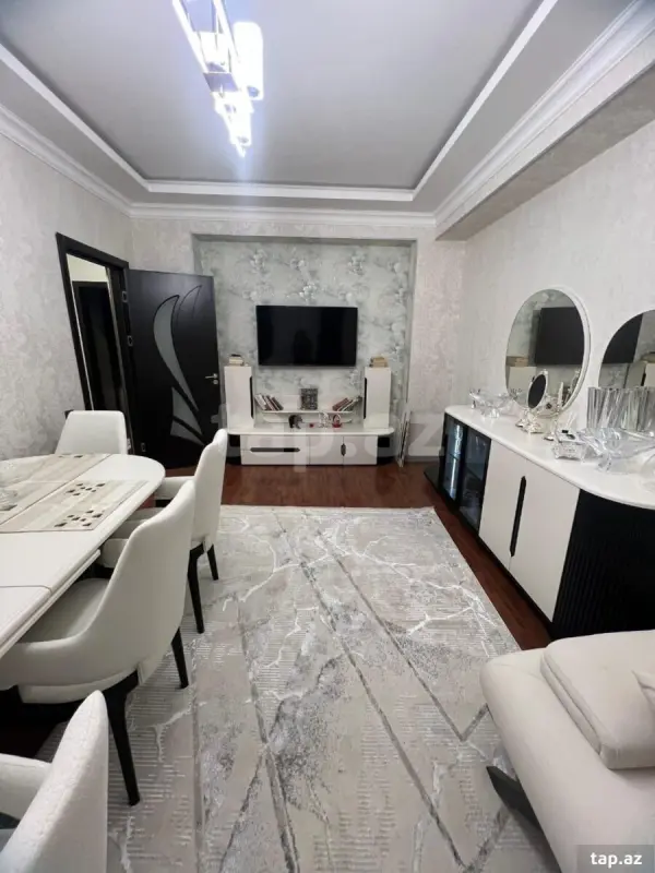 Kirayə verilir 2 otaqlı yeni tikili 75 m²