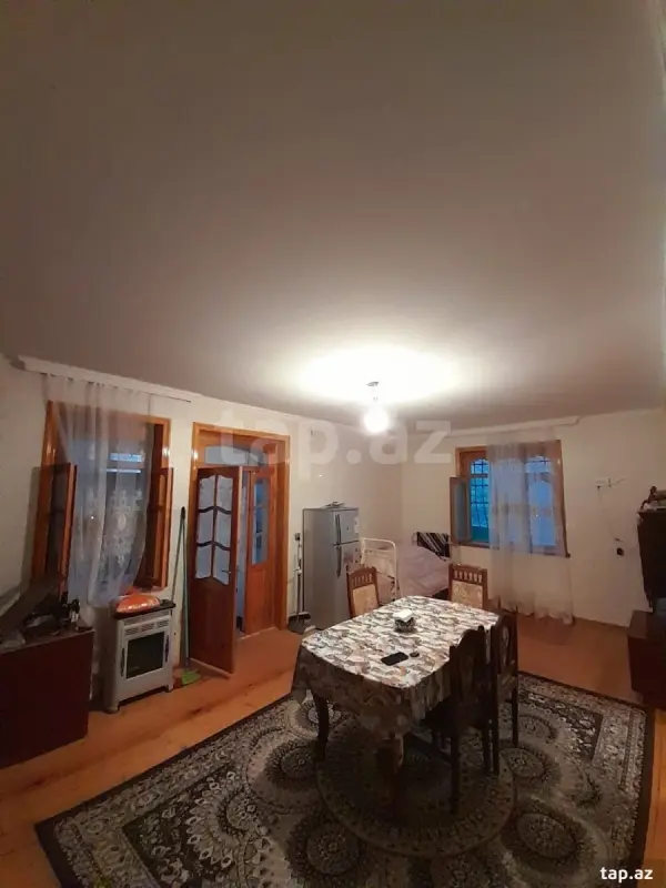 Kirayə verilir 3 otaqlı həyət evi 100 m²