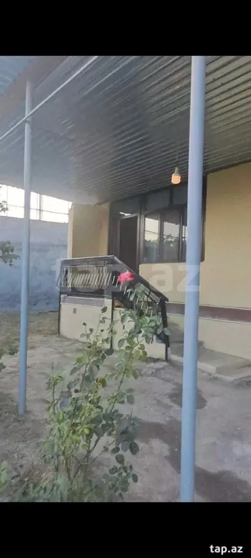Satılır 4 otaqlı həyət evi 120 m²