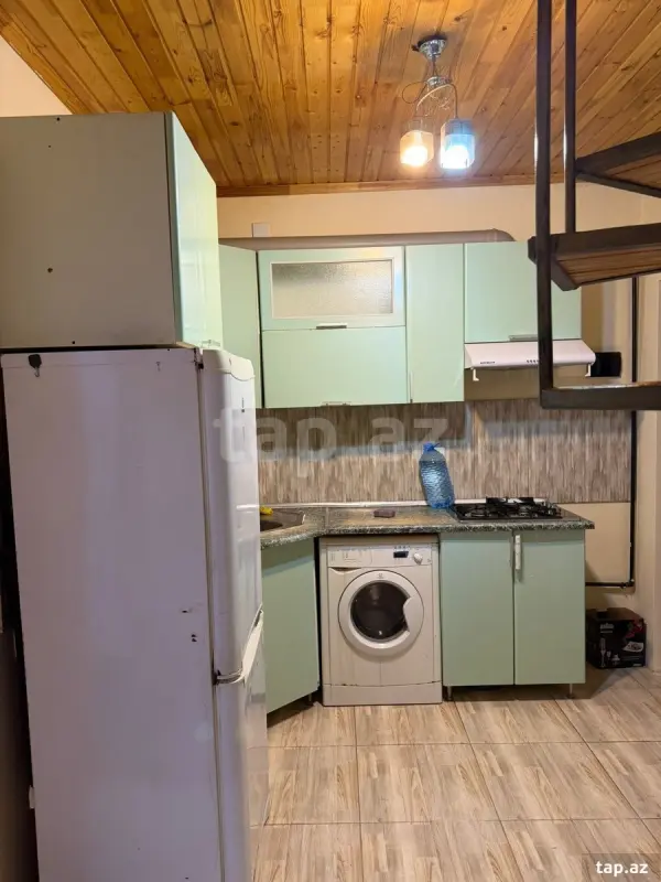 Kirayə verilir 2 otaqlı həyət evi 52 m²