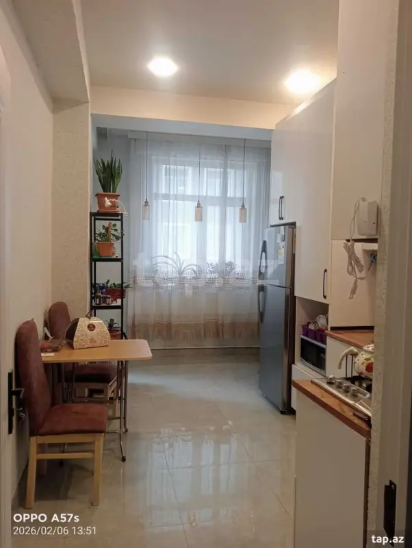 Kirayə verilir 3 otaqlı yeni tikili 102 m²