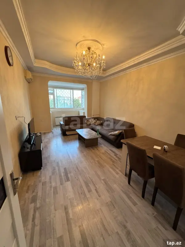 Kirayə verilir 2 otaqlı mənzil 60 m²
