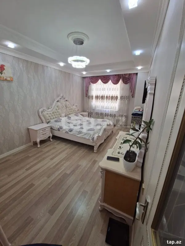 Satılır 3 otaqlı yeni tikili 92 m²