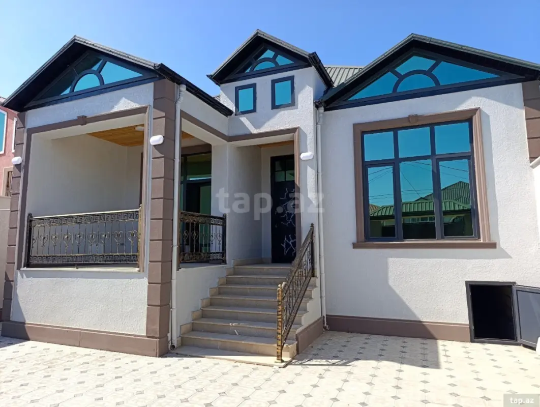 Satılır 4 otaqlı həyət evi 110 m²
