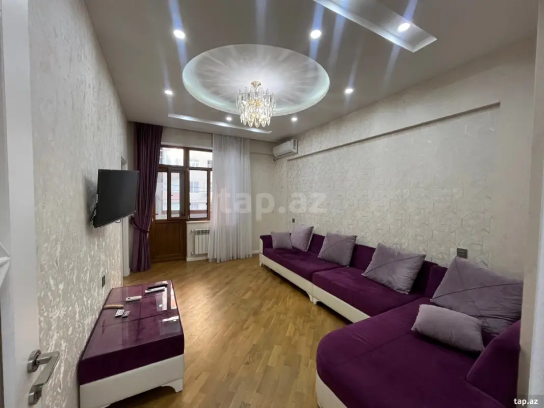 Satılır 3 otaqlı yeni tikili 68 m²