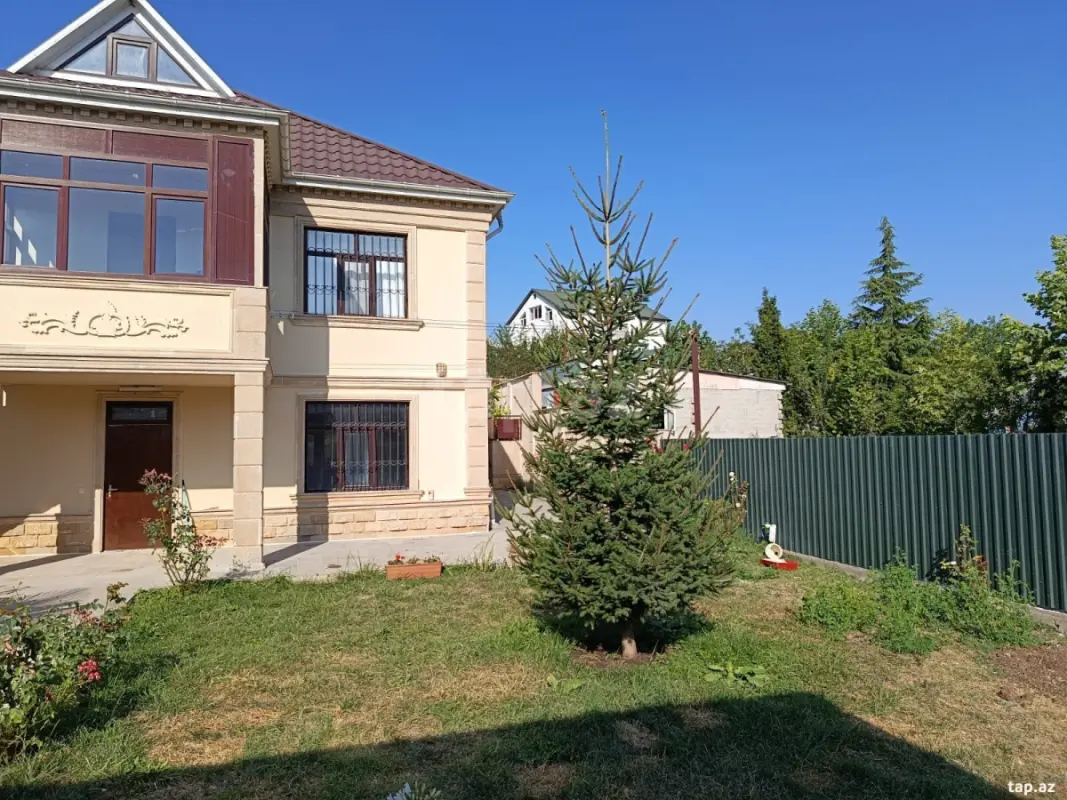 Satılır 6 otaqlı həyət evi 187 m²