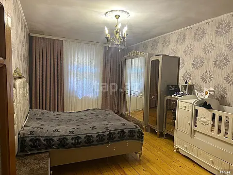 Satılır 4 otaqlı həyət evi 250 m² — Bakı 4 otaq 250.00 m²