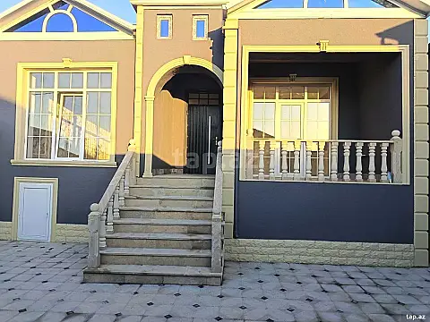 Satılır 4 otaqlı həyət evi 125 m² — Bakı 4 otaq 125.00 m²