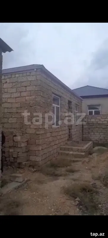 Satılır 2 otaqlı həyət evi 80 m²