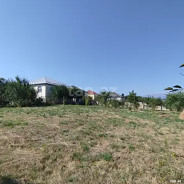 Satılır torpaq sahəsi — Quba
