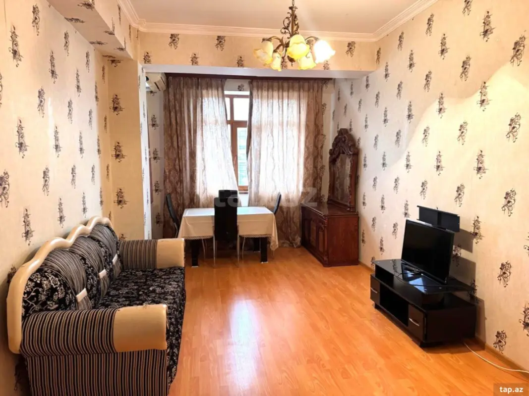 Kirayə verilir 2 otaqlı yeni tikili 70 m²