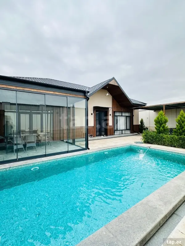 Kirayə verilir 4 otaqlı həyət evi 400 m²