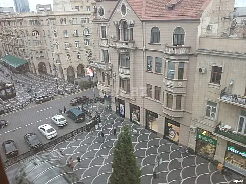 Kirayə verilir 3 otaqlı mənzil 80 m² — Bakı, Nizami 3 otaq 80.00 m²