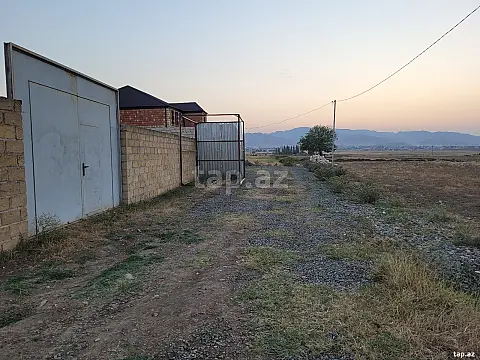 Satılır torpaq sahəsi — Gəncə