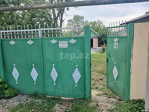 Kirayə verilir 4 otaqlı həyət evi 300 m² — Bakı 4 otaq 300.00 m²
