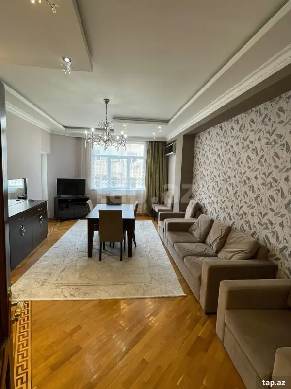 Kirayə verilir 3 otaqlı yeni tikili 90 m²