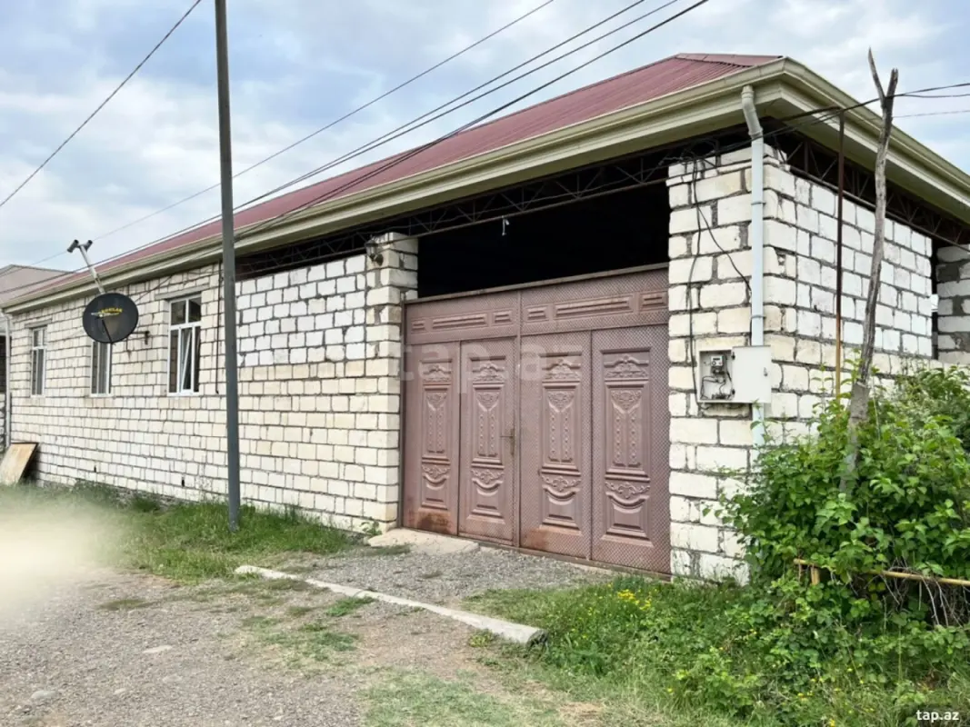 Satılır 3 otaqlı həyət evi 70 m²