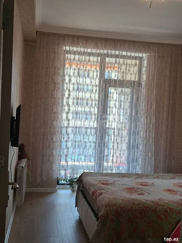 Kirayə verilir 2 otaqlı yeni tikili 60 m²