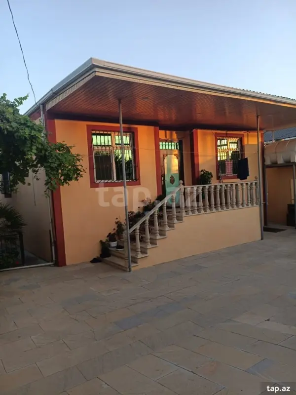 Satılır 4 otaqlı həyət evi 110 m²