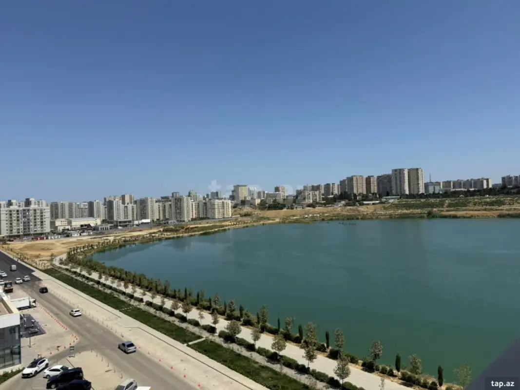 Satılır 3 otaqlı yeni tikili 83 m²