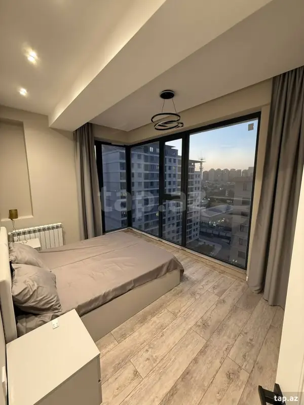 Kirayə verilir 3 otaqlı yeni tikili 80 m²