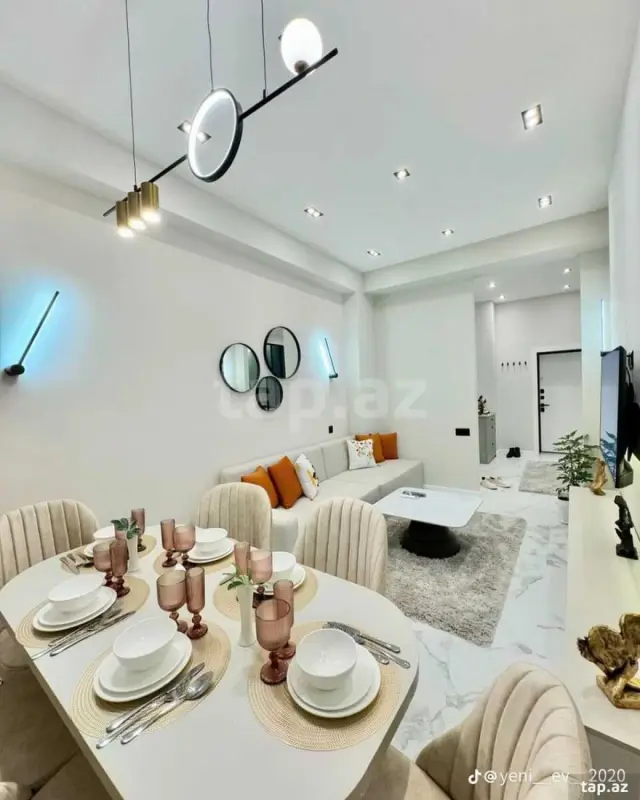 Kirayə verilir 2 otaqlı yeni tikili 70 m²