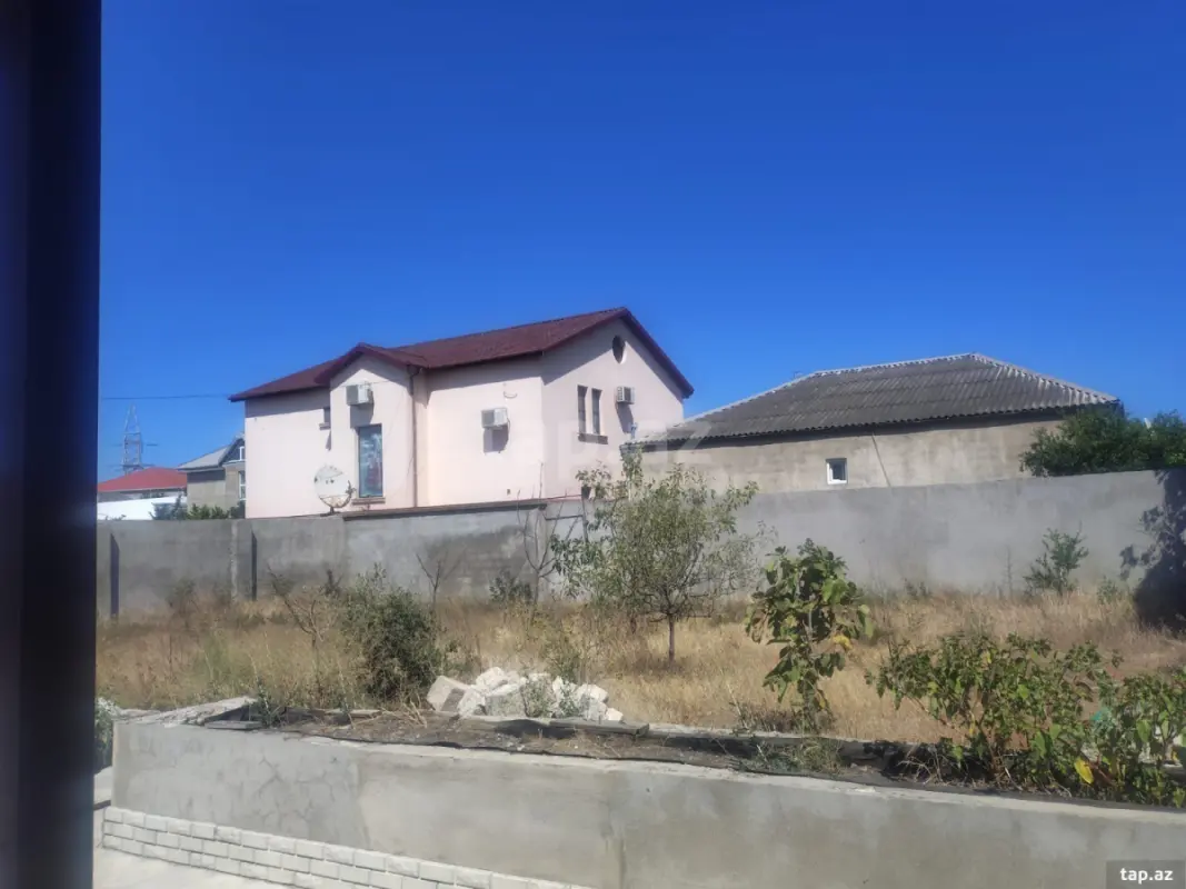 Kirayə verilir 7 otaqlı həyət evi 80 m²