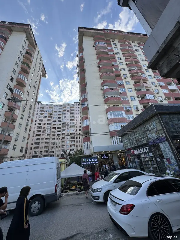 Satılır 2 otaqlı yeni tikili 80 m²
