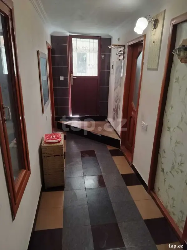 Kirayə verilir 2 otaqlı yeni tikili 50 m²