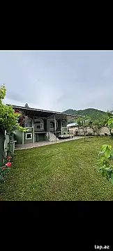 Kirayə verilir 4 otaqlı həyət evi 150 m² — Qax 4 otaq 150.00 m²