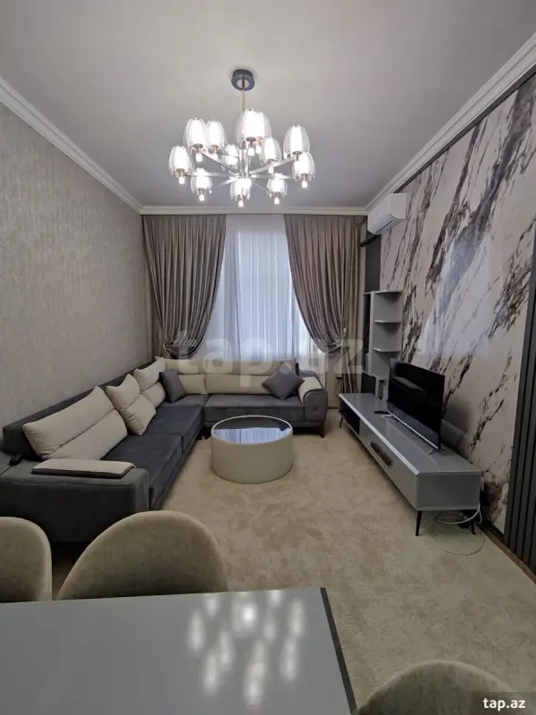 Kirayə verilir 2 otaqlı yeni tikili 70 m²