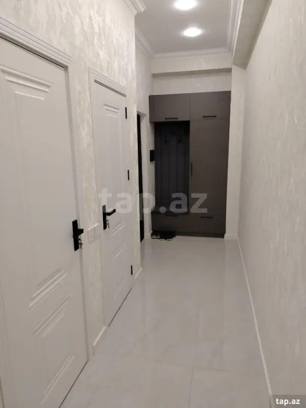 Kirayə verilir 2 otaqlı yeni tikili 70 m²