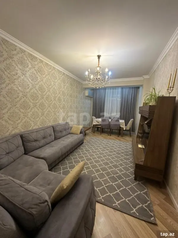 Kirayə verilir 3 otaqlı yeni tikili 85 m²