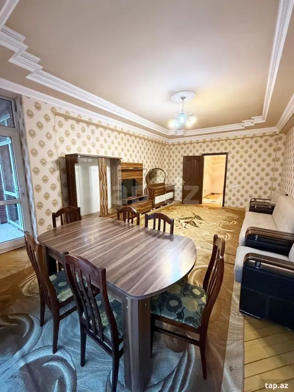 Kirayə verilir 3 otaqlı yeni tikili 125 m²