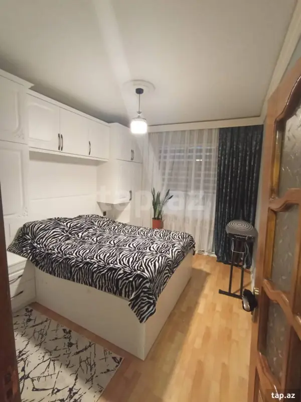 Kirayə verilir 2 otaqlı mənzil 60 m²