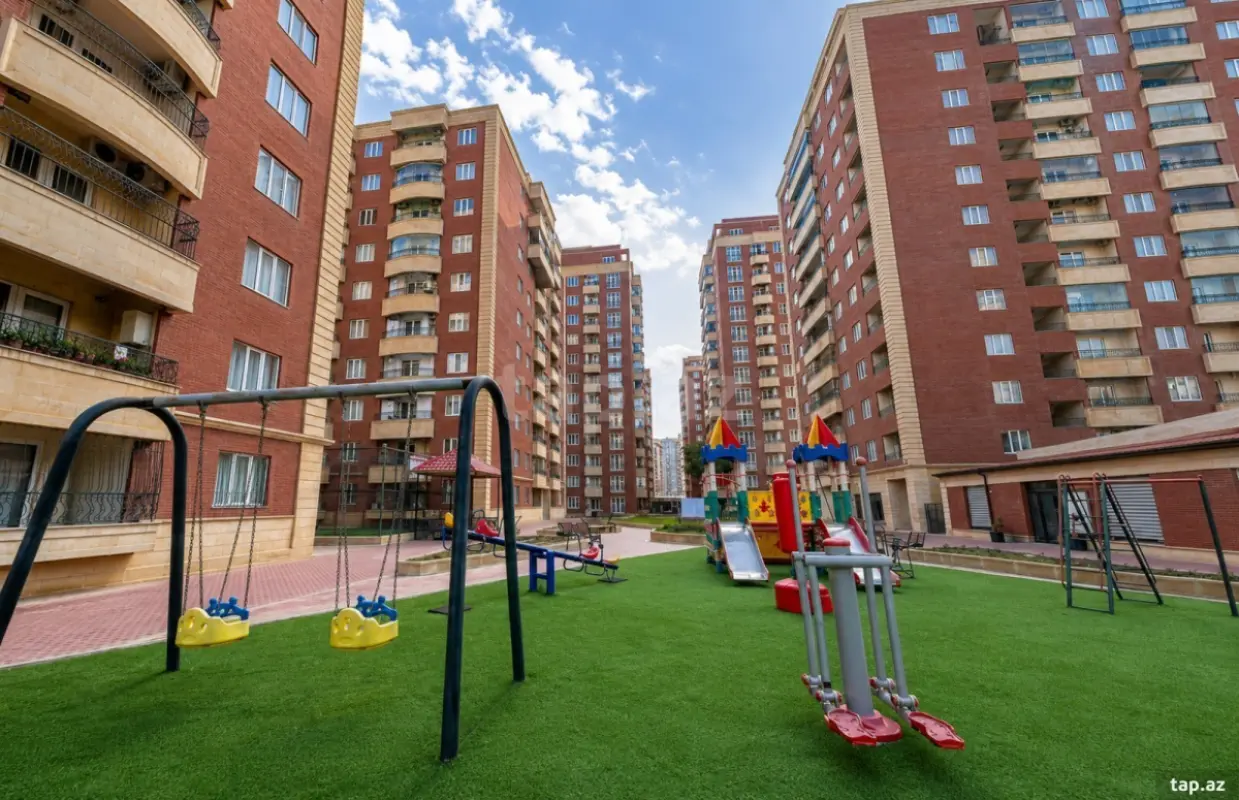 Satılır 8 otaqlı yeni tikili 475 m²