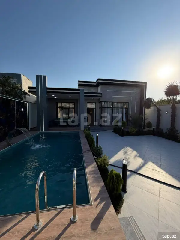 Satılır 4 otaqlı həyət evi 180 m²