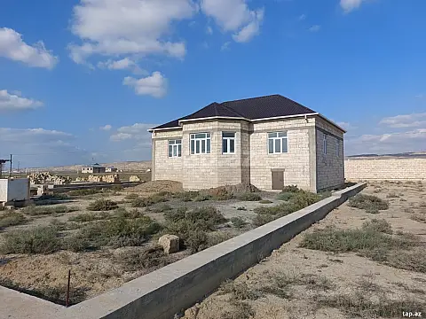 Satılır 4 otaqlı həyət evi 114 m² — Şirvan 4 otaq 114.00 m²