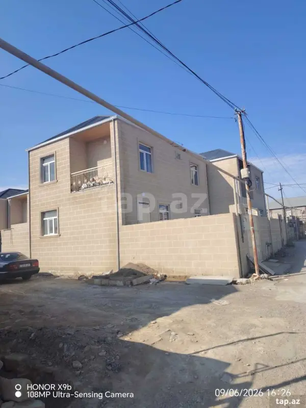 Satılır 4 otaqlı həyət evi 150 m²
