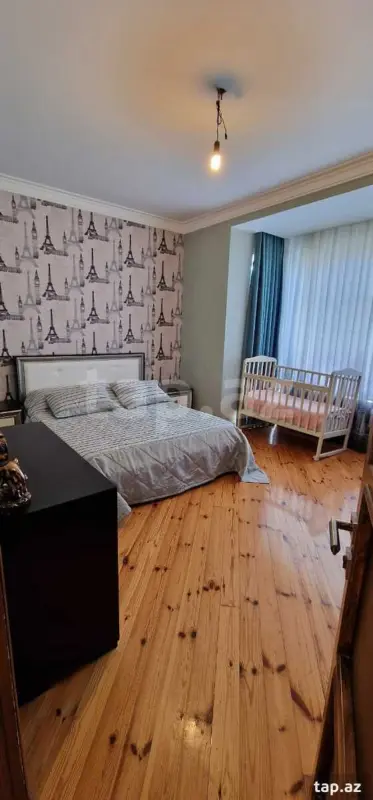 Satılır 6 otaqlı həyət evi 330 m²