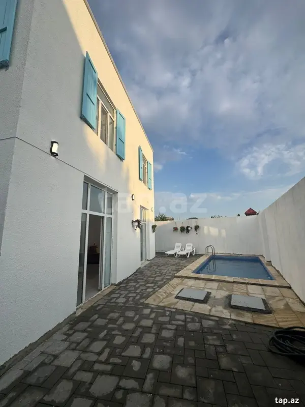 Satılır 4 otaqlı həyət evi 110 m²